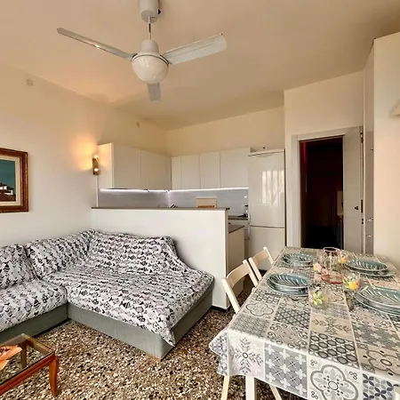 Casa Delle Palme - Spazioso Trilocale Con Balcone Vista Mare *